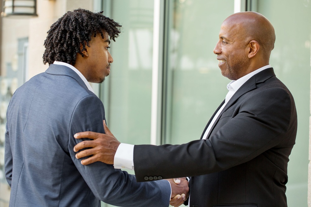 Le mentorat en Afrique : secours et recours